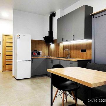 1к квартира з новим ремонтом і гарним видом з вікон ЖК Акварелі 2