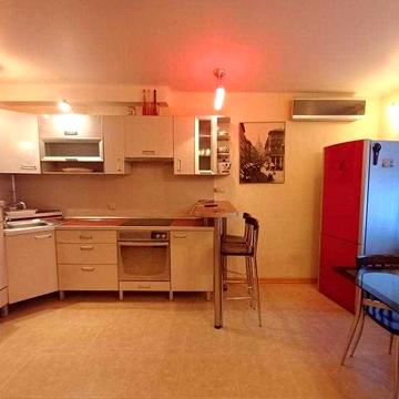 Продам 2 кімнатну квартиру на Корольова