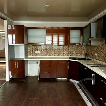 Продам трёхкомнатную квартиру