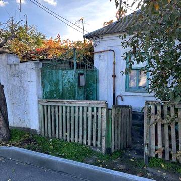 Продаю два дома в одном дворе, р/н Херсонского шоссе