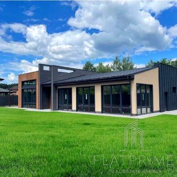 Садова вул., 4