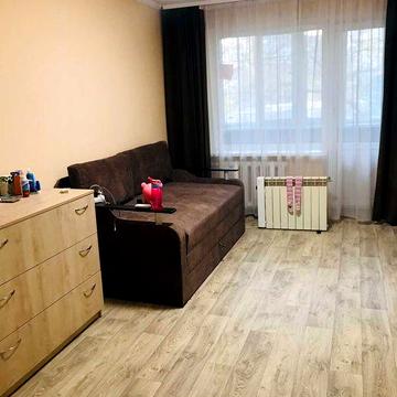 Днепр,двух комнатная с мебелью,район каравана