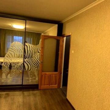 Довгострокова оренда 1к Квартира Набережна Перемоги вулиця