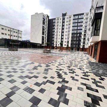 Продається простора 2-кімнатна квартира в ЖК Липки