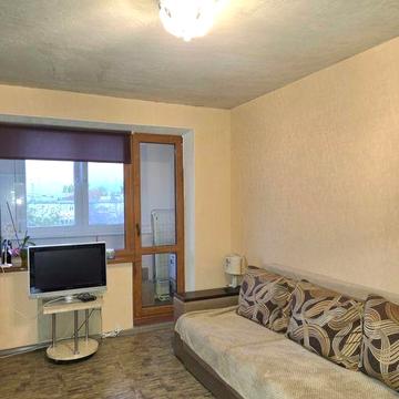 2- кімнатна в р- ні Критого ринку