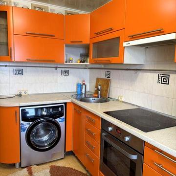 1 кім.кв Митниця, вул.Козацька