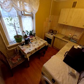 Вишгородська вул., 36