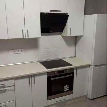 Українська вул., 6