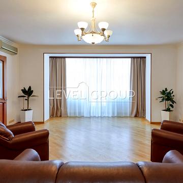 Паторжинського вул., 14