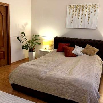 № продам  4-к квартира 82,4 м2 , р-н Бруклін (12 школа, Покровський )