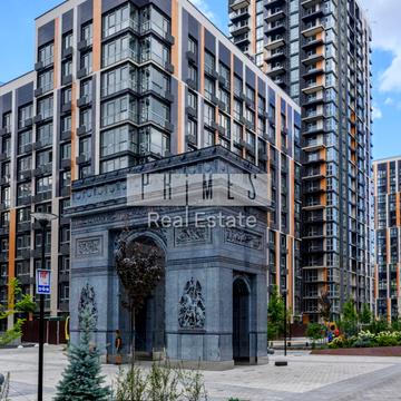 Предславинська вул., 42