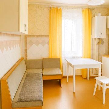 4-кімнатна квартира, 75,4 м² — вул. Самбірська, 76, м. Дрогобич