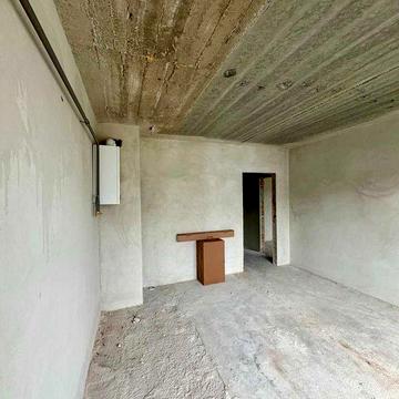 Каскад здана квартира 1кім. Можна робити ремонт Котел