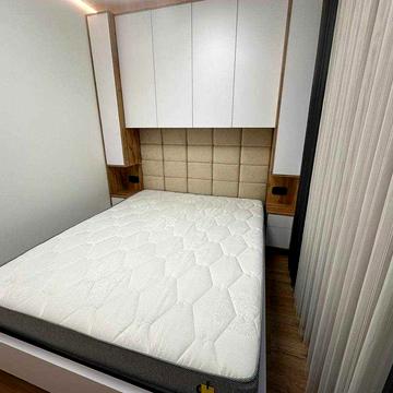 1к квартира. Біля озера.