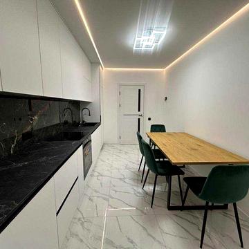 1к квартира. Біля озера.