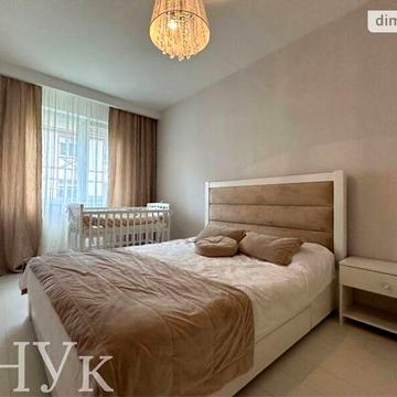 Продаж 2к Квартира за Модерн Експо