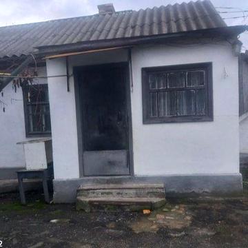 Продаю дом и летний домик с удобствами район птицекомбината