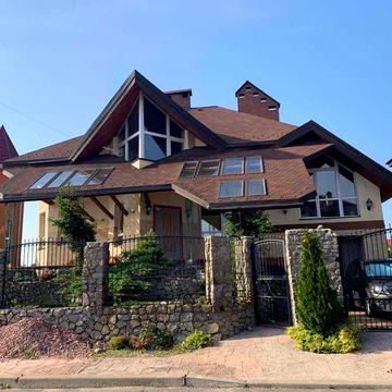 Будинок в Києві, КМ Богатирське, біля Дніпра