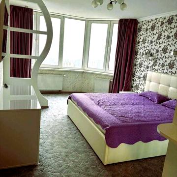 Верховинна вул., 41