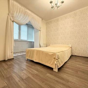 Продам отличную 3х комнатную квартиру в Центре.