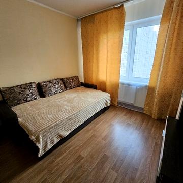 Бориса Гмирі вул., 18