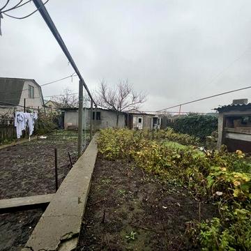 Участок 6 соток фасад с домом 160м