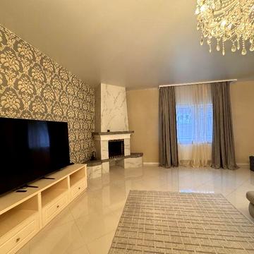 Оренда Козин . Будинок одноповерховий  .4 спальні