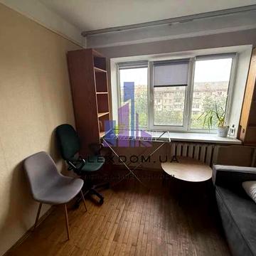 Продаж 2к квартири бул. Івана Котляревського(Праці) 1. Дарниця