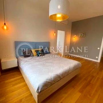 Дмитрівська вул., 80