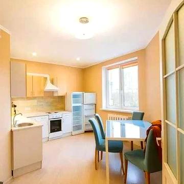 Продам 1-кімнатну квартиру метро Деміїївська 15 хв Саперно-Слобідська