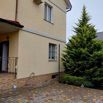 Аренда нового дома Червоный хутор 4 к  ,подвал жилой с ремонтом!