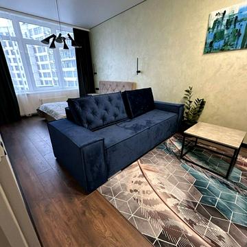 Валерія Самофалова вул. (Каманіна), 16а/2