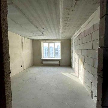 3 кiмнатна вул. Незалежностi,буд.21