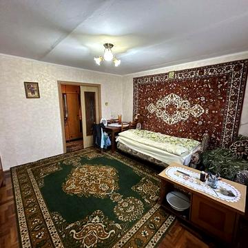 Продаж трьох кімнатної квартири