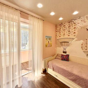 Продам двушку з гарним ремонтом