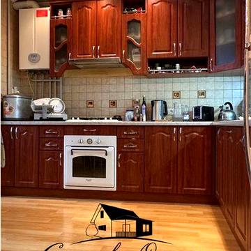 Продаж 4 кімн. квар.  та кухня-студія. Автономне опалення.