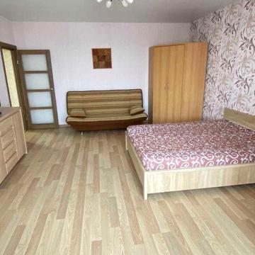 Власник Без Комісії Здається в оренду 1 кім. квартира Набережна 10