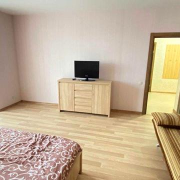 Власник Без Комісії Здається в оренду 1 кім. квартира Набережна 10