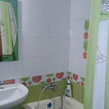 Сдам свою, 2-к кв. м.Студенческая, 522 мкр, 3мин подземная школа