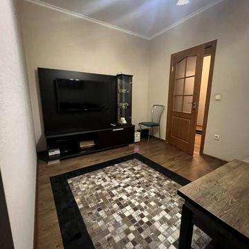 Оренда великої квартири в розвиненому районі міста