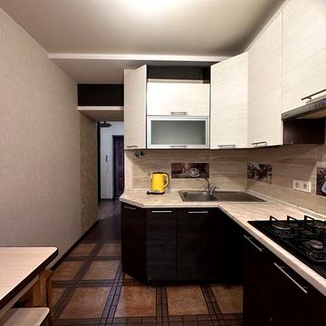 М. Котельникова, 3 - метро Святошин – 10 хв. пішки, скредина будинку