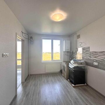 Квартира в новом, сданном доме, с ремонтом. 5этажный дом с лифтом ЖК Кекс