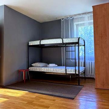 Затишна 1-кімнатна квартира в тихому центрі