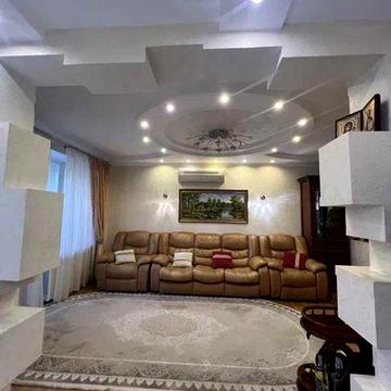 4-кімнатна, Севастопольська площа, вул. Волинська 10, Шулявка