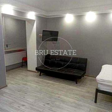 Продаж 1-к квартири Київ Оболон Мінська Малиновського з ремонтом є Газ