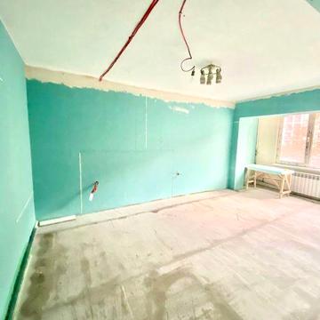 Продаж квартири Джона Маккейна,22а метро Звіринецька.