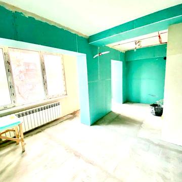 Продаж квартири Джона Маккейна,22а метро Звіринецька.