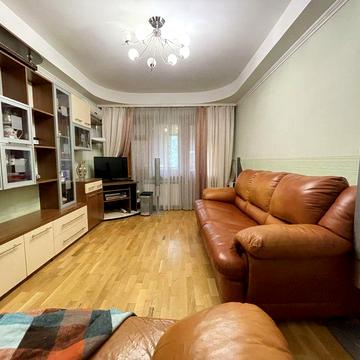 Класна ДВОКІМНАТНА з повною комплектацією