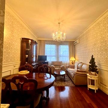 Шота Руставелі вул., 44