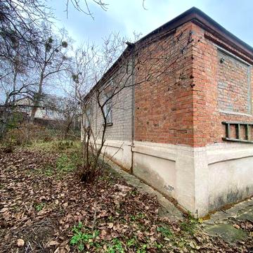 Дом на поселке Жуковского. Улица.                   фестивальная 22.